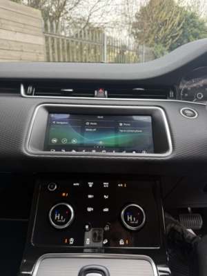 2019 Land Rover Range Rover Evoque 2.0 D150 S in Red — image 6