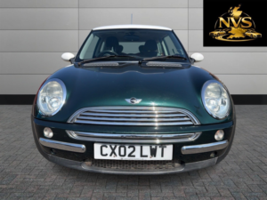 2002 MINI Hatch 1.6 Cooper Hatch in Green — image 2