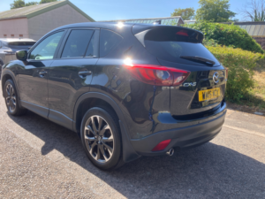 2015 Mazda Cx-5 2.2 Skyactiv-D Sport Nav SUV 5dr Diesel Manual Euro 6 (s/s) (150 Ps) in Black — image 5