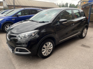 2014 Renault Captur 1.5 Dci Energy Expression + Convenience Euro 5 (s/s) 5dr in Black — image 3