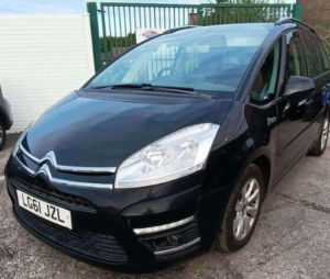 2011 Citroen Grand C4 Picasso 1.6 Hdi Vtr+ Egs6 Euro 5 5dr in Black — image 2