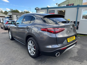 2017 Alfa Romeo Stelvio 2.2 Td Speciale Auto Q4 AWD Euro 6 (s/s) 5dr in Grey — image 4