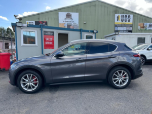 2017 Alfa Romeo Stelvio 2.2 Td Speciale Auto Q4 AWD Euro 6 (s/s) 5dr in Grey — image 5