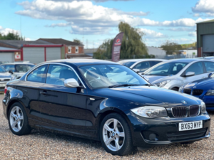 2013 BMW 1 Series 2.0 120i Exclusive Edition Auto Euro 5 2dr in Black — image 5