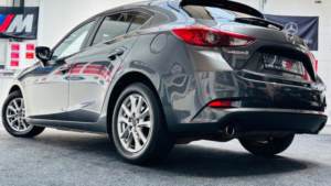 2018 Mazda Mazda3 2.0 Skyactiv-G Se-L Nav Euro 6 (s/s) 5dr in Grey — image 3