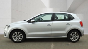 2015 Volkswagen Polo 1.2 Tsi Bluemotion Tech Se in Silver — image 4