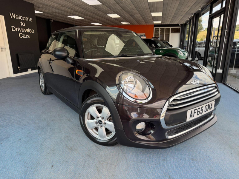 2015 MINI Hatch 1.2 One Euro 6 (s/s) 3dr in Brown — image 1
