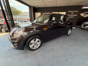 2015 MINI Hatch 1.2 One Euro 6 (s/s) 3dr in Brown — image 5
