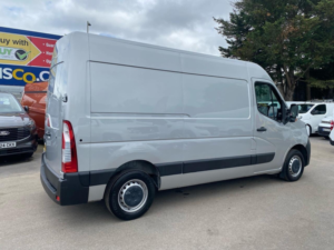 2021 Renault Master 2.3 Business Mwb — image 5