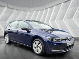2020 Volkswagen Golf 2.0 Tdi Style DSG Euro 6 (s/s) 5dr in Blue — image 3