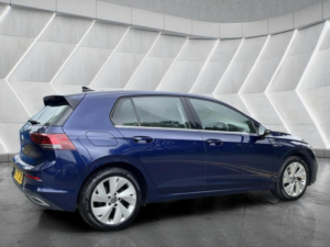 2020 Volkswagen Golf 2.0 Tdi Style DSG Euro 6 (s/s) 5dr in Blue — image 6