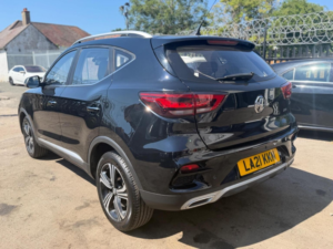 2021 MG MG Zs 1.0 T-Gdi Excite Auto Euro 6 5dr in Black — image 3