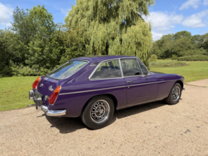 1974 MG Mgb Gt 1.8 - Overdrive in Purple — image 4