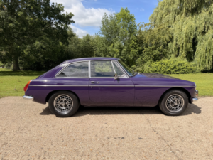1974 MG Mgb Gt 1.8 - Overdrive in Purple — image 5
