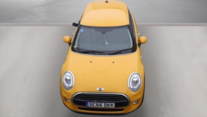 2016 MINI Hatch 1.5 Cooper Auto Euro 6 (s/s) 3dr in Orange — image 4
