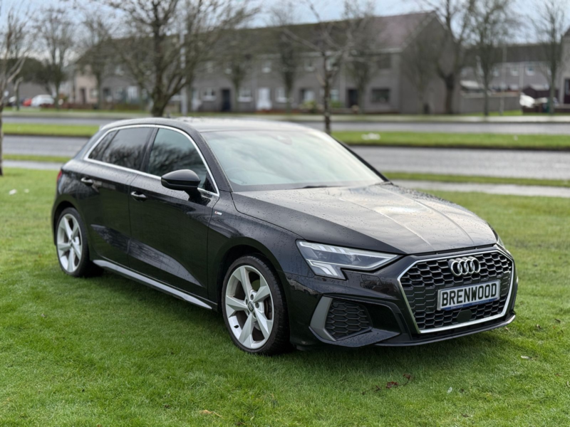 2020 Audi A3 1.0 Tfsi 30 S Line Sportback 5dr Petrol S Tronic Euro 6 (s/s) (110 Ps) in Black — image 1