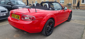 2011 Mazda Mx-5 1.8i Se Convertible 2dr Petrol Manual Euro 5 (126 Ps) in Red — image 3