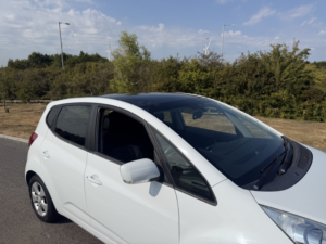 2013 Kia Venga 1.6 Ecodynamics 3 in White — image 2