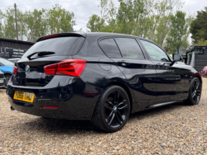 2018 BMW 1 Series 1.5 118i M Sport Euro 6 (s/s) 5dr in Black — image 2