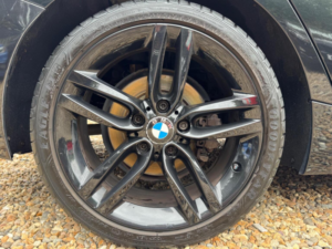 2018 BMW 1 Series 1.5 118i M Sport Euro 6 (s/s) 5dr in Black — image 4