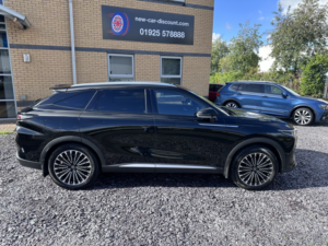 2025 Omoda 9 1.5 T Shs 34.46kwh Noble in Black — image 2