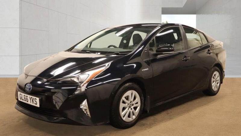 2016 Toyota Prius 1.8 Vvt-H Excel CVT Euro 6 (s/s) 5dr (15in Alloy) in Black — image 1