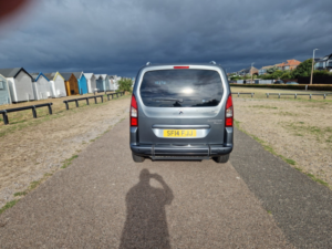 2014 Peugeot Partner Tepee 1.6 Hdi Tepee S in Grey — image 5