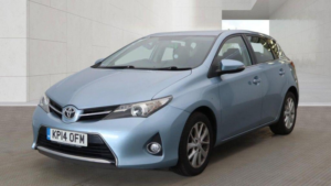 2014 Toyota Auris 1.6 V-Matic Icon Euro 5 5dr in Blue — image 3