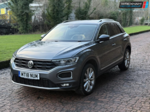 2018 Volkswagen T-Roc 2.0 Tdi Sel in Grey — image 2