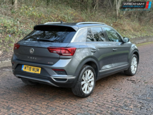 2018 Volkswagen T-Roc 2.0 Tdi Sel in Grey — image 5