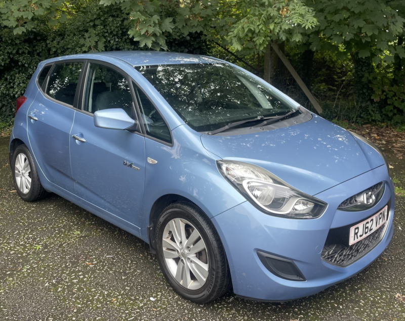 2012 Hyundai Ix20 1.6 Crdi Active in Blue — image 1