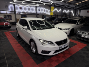 2017 SEAT Leon 1.6 Tdi Se Dynamic Technology in White — image 6