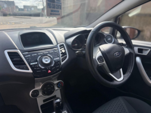 2012 Ford Fiesta 1.4 Zetec 5dr in Silver — image 2