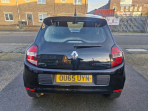 2015 Renault Twingo 1.0 Sce Dynamique Hatchback 5dr Petrol Manual Euro 6 (s/s) (70 Ps) in Black — image 5
