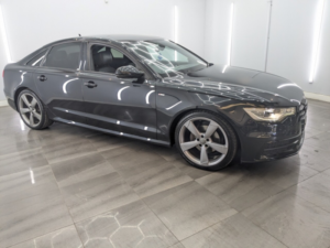 2013 Audi A6 Saloon 2.0 Tdi Black Edition Saloon 4dr Diesel Multitronic Euro 5 (s/s) (177 Ps) in Black — image 5