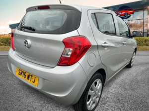 2016 Vauxhall Viva 1.0 Se 5dr in Silver — image 5