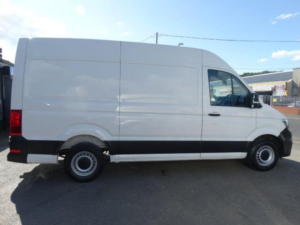 2022 Volkswagen Crafter 2.0 Tdi Cr30 Startline Fwd Mwb High Roof Euro 6 (s/s) 5dr in White — image 4