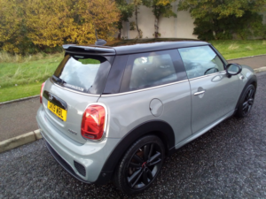 2019 MINI Hatch Cooper Sport 1.5 3-Door Hatch in Grey — image 6