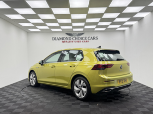 2021 Volkswagen Golf 1.5 Etsi Mhev Style in Yellow — image 4