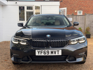 2019 BMW 3 Series 2.0 330i Sport Touring Auto Euro 6 (s/s) 5dr in Black — image 3