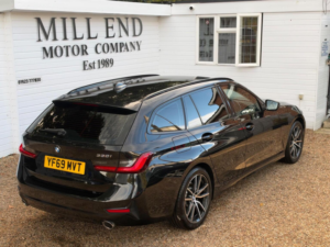 2019 BMW 3 Series 2.0 330i Sport Touring Auto Euro 6 (s/s) 5dr in Black — image 4
