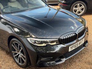 2019 BMW 3 Series 2.0 330i Sport Touring Auto Euro 6 (s/s) 5dr in Black — image 6