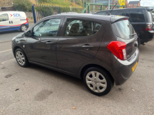2016 Vauxhall Viva 1.0i Se Euro 6 5dr in Grey — image 6