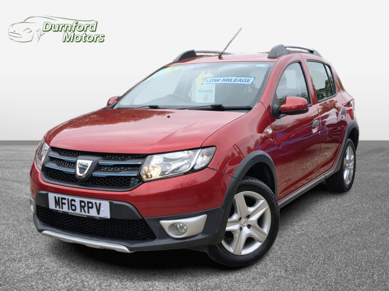 2016 Dacia Sandero Stepway 0.9 Stepway Laureate Tce 90 in Red — image 1