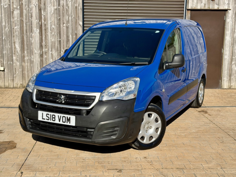 2018 Peugeot Partner 1.6 Bluehdi 648 S in Blue — image 1