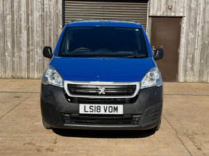 2018 Peugeot Partner 1.6 Bluehdi 648 S in Blue — image 2
