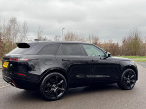 2020 Land Rover Range Rover Velar 3.0 D300 R-Dynamic Se Auto 4WD Euro 6 (s/s) 5dr in Black — image 5