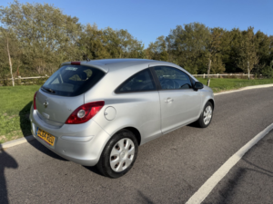 2015 Vauxhall Corsa 1.2 16v Design in Silver — image 3
