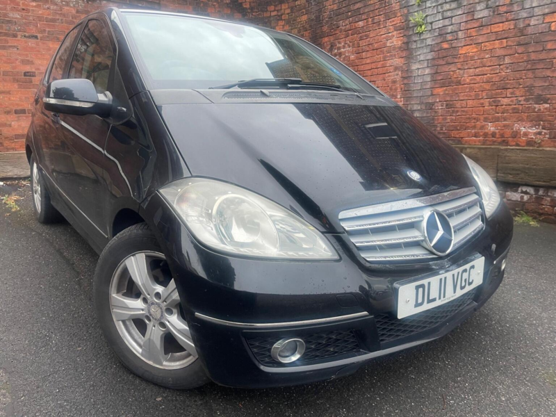 2011 Mercedes-Benz A Class 1.5 A160 Avantgarde Se CVT 5dr in Black — image 1