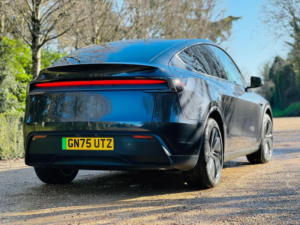 2025 Tesla Model Y 62.5kwh Auto Rwd 5dr in Grey — image 4